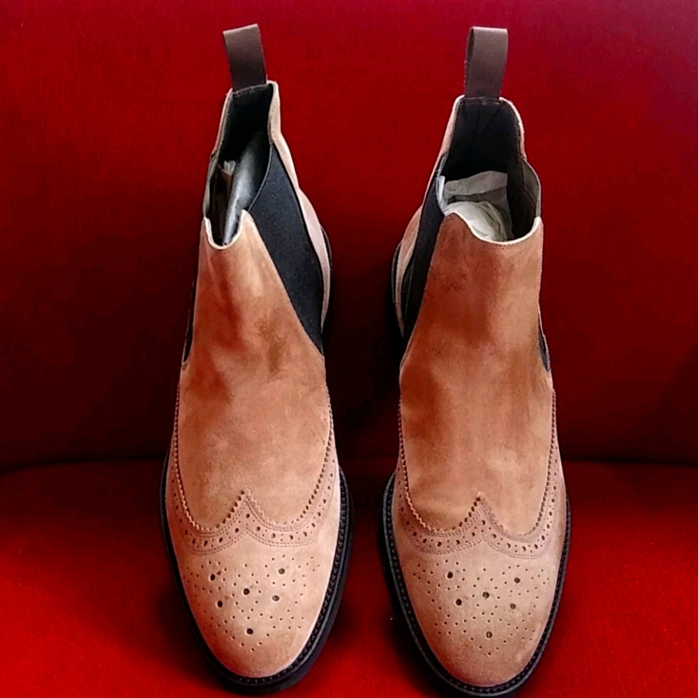 Shoes - Picture 3 of 4